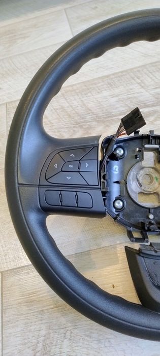 Продам кермо (руль) FIAT 500X