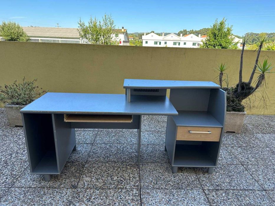 Conjunto Mobiliário de Quarto