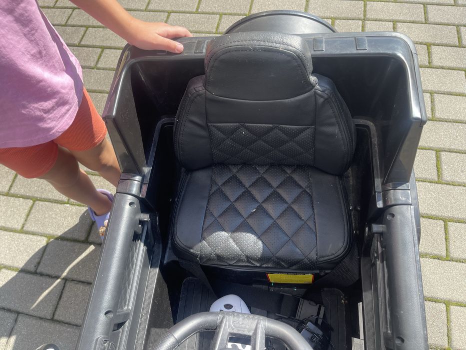 Samochód dla dziecka Mercedes G AMG czarny EVA 12V, 4 silniki, skórzane siedzenie, pilot 2,4 GHz – elektryczny samochód dla dzieci