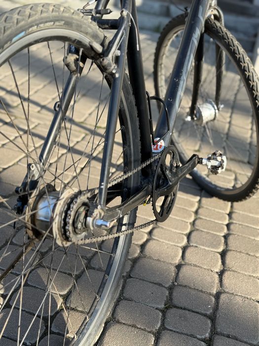 Міський велосипед Felt X-City 2 з планетарною втулкою Shimano Nexus 8