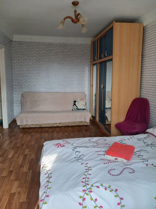 Посуточно 1к метро Лесная, Дарынок