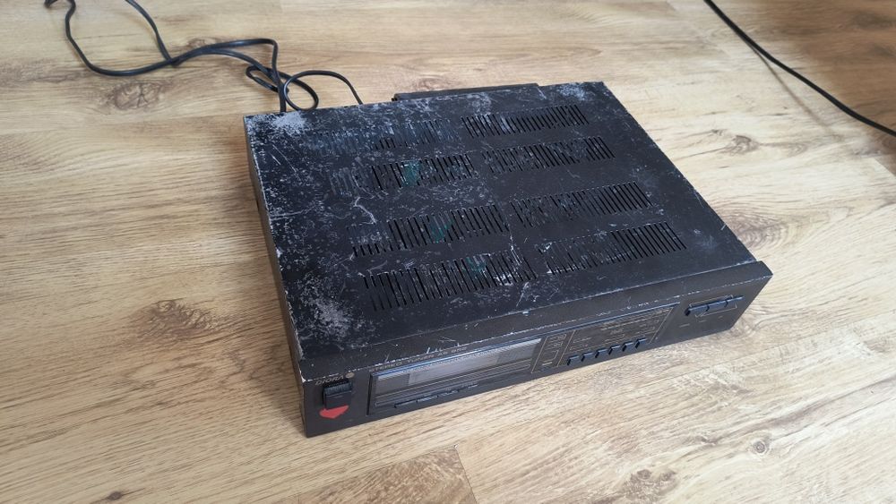 Diora stereo tuner AS952