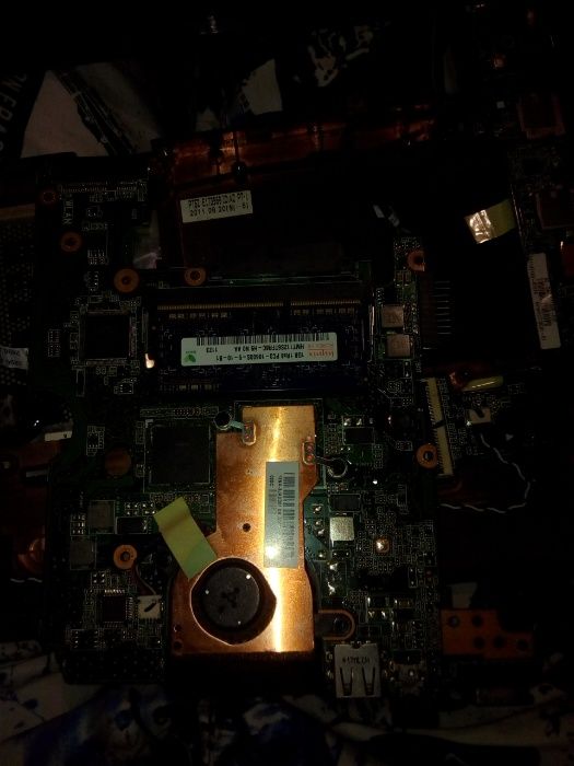 ASUS Eee PC X101H По запчастинах