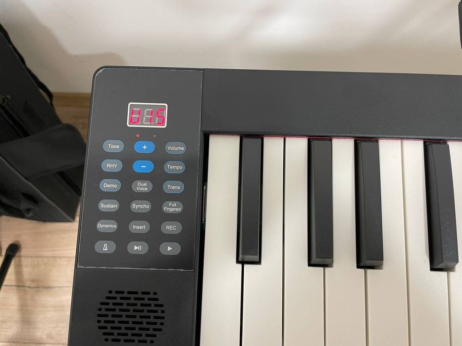 Складне цифрове фортепіано