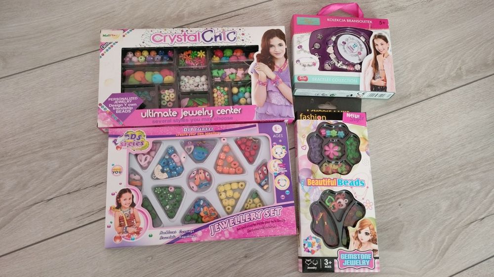 4 zestawy do robienia bransoletek