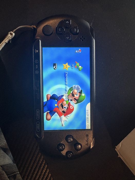 IDEALNE DLA DZIECKA Oryginalne PSP stan idealny + karta SD z 500+ grami + bonusy
