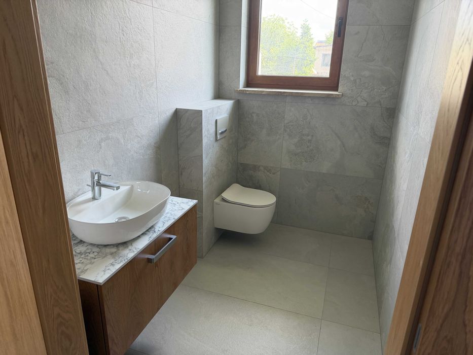 Lokal usługowy 160m2 w bardzo dobrej lokalizacji