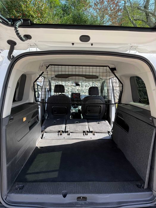 Citroën Berlingo XL 1.5 BlueHDi 131cv 2020 - 5 Lugares - Full Extras