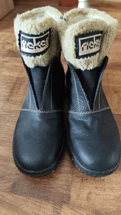 Botki skóra naturalna rieker rozmiar 40