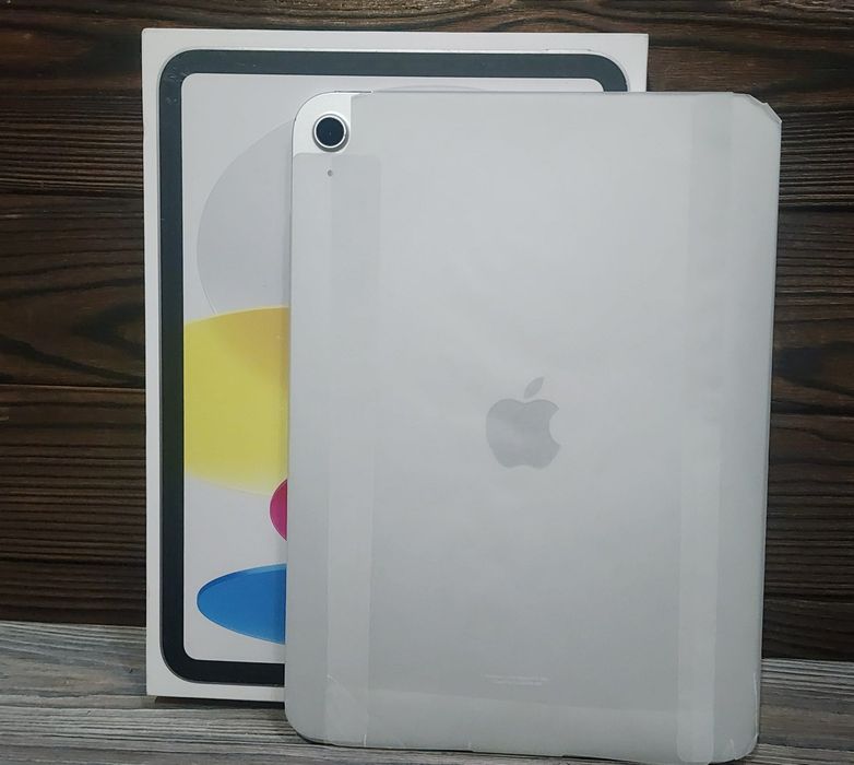 iPad 2025 Wi-Fi 128GB Silver / 420 $ / магазин emojiestore