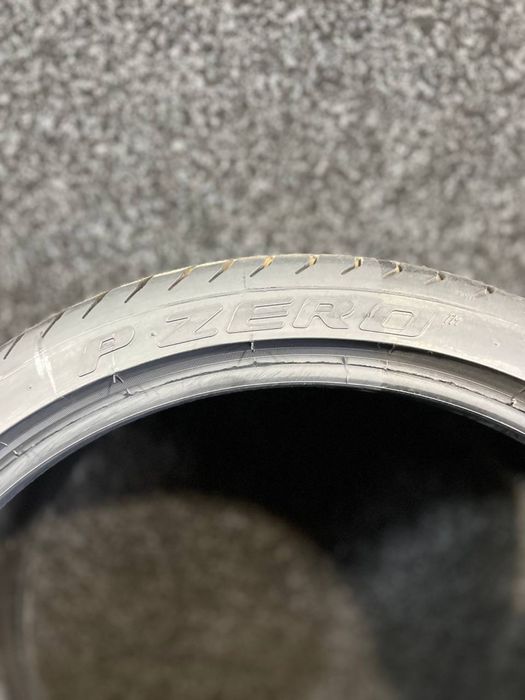Pirelli 225/35R19 P Zero