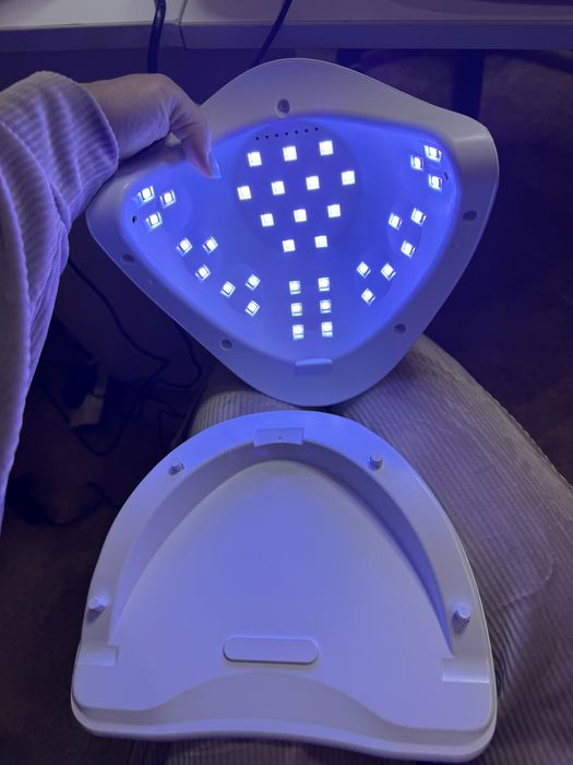 Лампа для манікюру