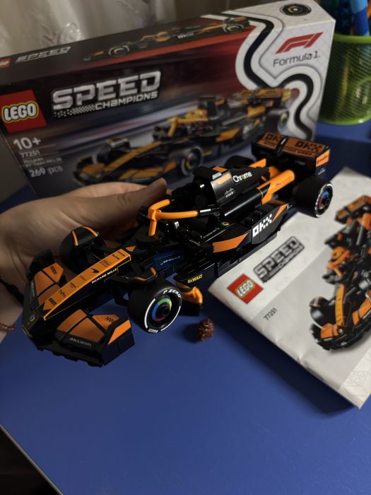 Конструктор LEGO Formula1