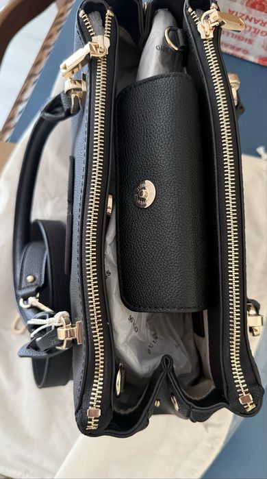 Mala Guess Calebra Hobo