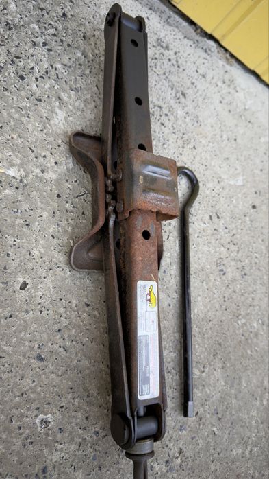 Домкрат Acura mdx 2006-2013
