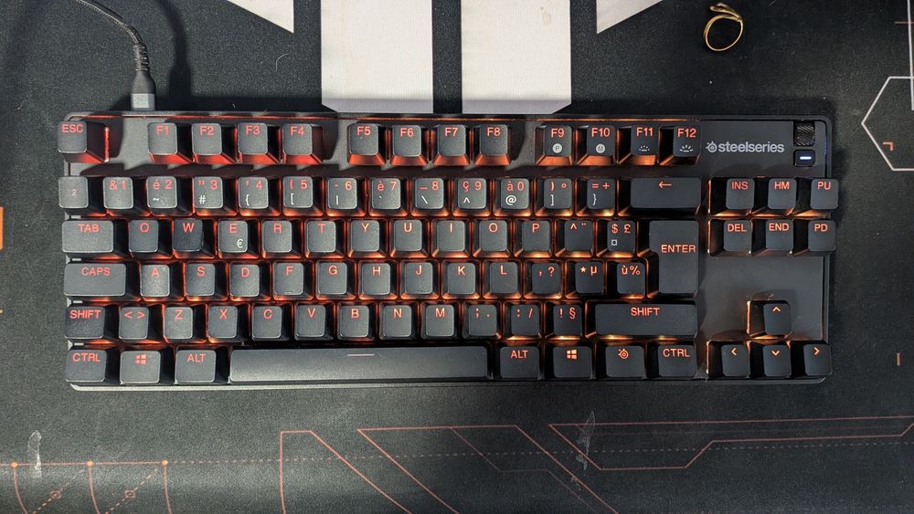 Teclado Gamer Steelseries APEX 9 TKL
