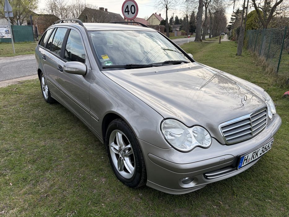 Mercedes C- klasa 2.2 CDI 150 koni