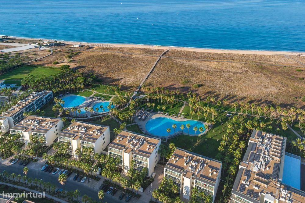 Apartamento T3 à venda com acesso direto à praia dos Salgados, Algar