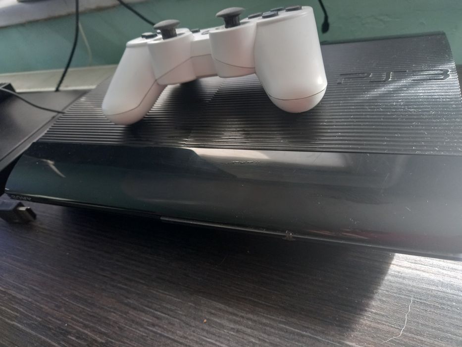 Konsola PlayStation 3 SuperSlim 500GB HEN przerobiona