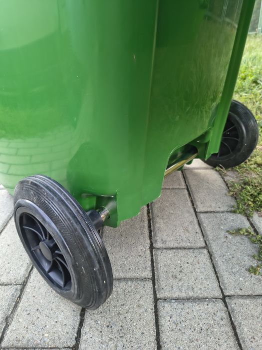 Pojemnik na odpady 240 L nowy zielony kosz na śmieci