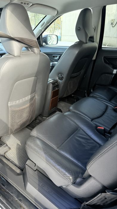 Вольво ХС90 2011 рік