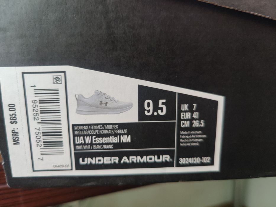 кросівки жіночі Under Armour