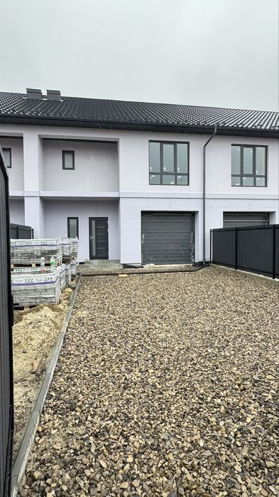 Продаж 2-х поверхового котеджу в м. Коломия