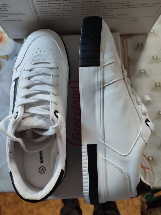 Взуття  жіноче 41 р.