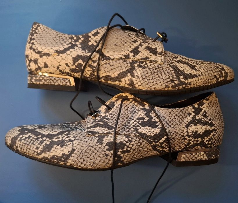 Jazzówki, półbuty skora naturalna 
Marki Classico Bellezz