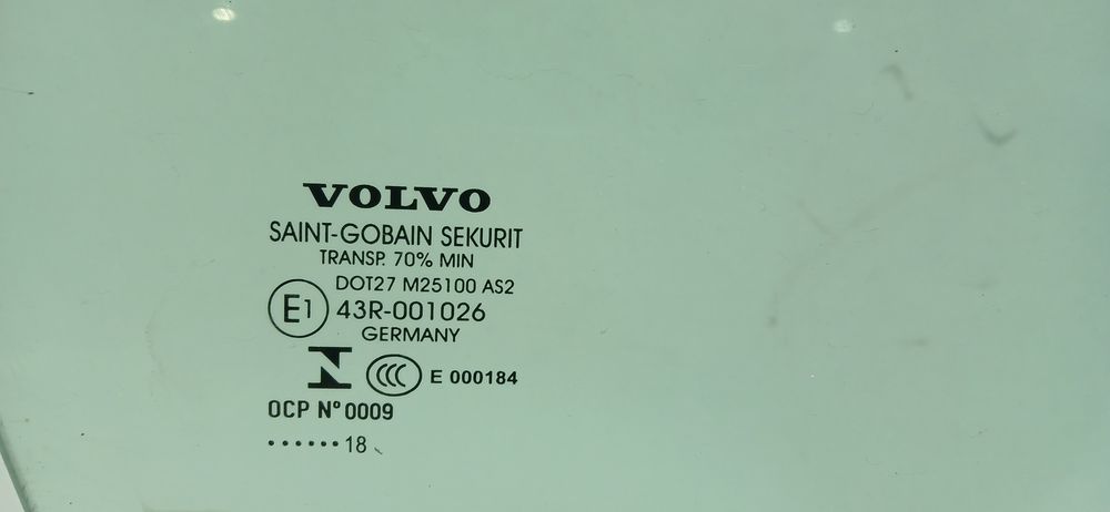 Vidro porta frente direita VOLVO V60 I Cross Country (157)