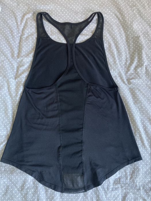 Koszulka sportowa top bershka xs s czarny