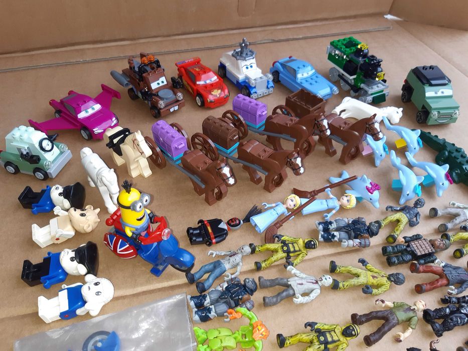 Legos e Mega Bloks Originais – Figuras – Cars – Vespas - Animais