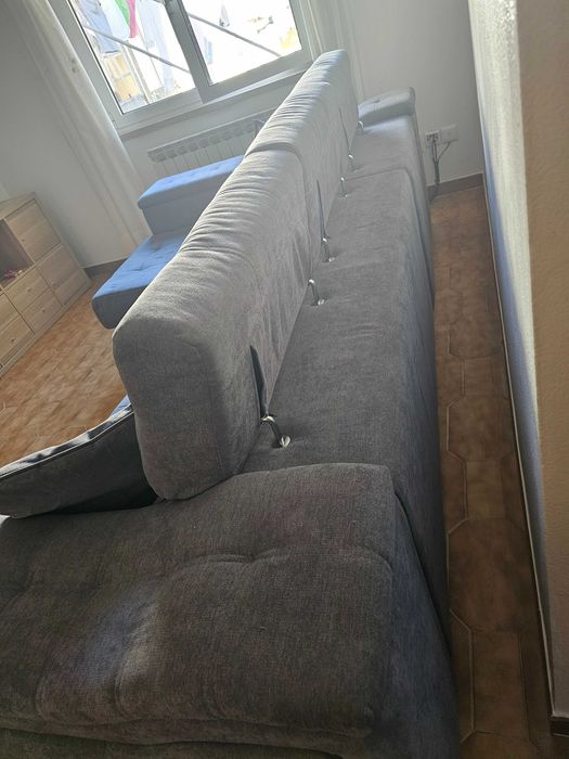 Sofá com Chaise longue