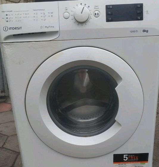 Кришка-люка  до пральної  машини Indesit TX