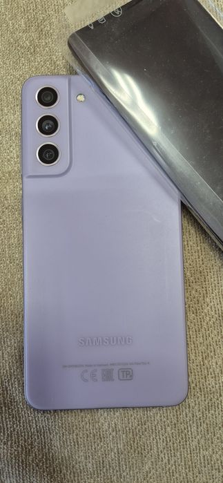 Samsung Galaxy S21 FE 5G 256 GB (Офіційний, як новий)