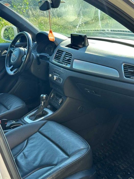 AUDI Q3 2015(2016) 2.0 Premius plus