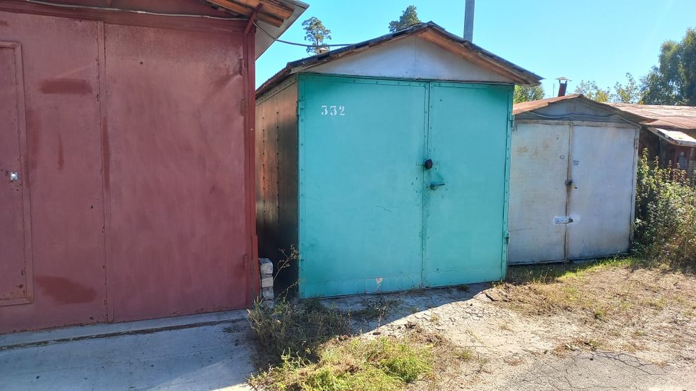 Продам гараж в кооп. ЛАДА