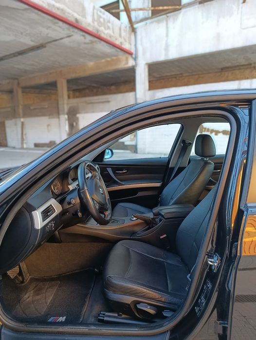 BMW 320d E90 163cv Auto. | Sedan | Muito Equipamento | Revisão Geral