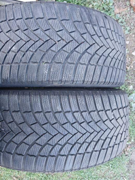 2 Opony zimowe 235/40r19 BRIDGESTONE 2021-23r 6mm