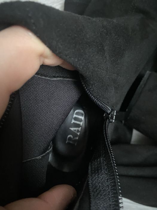 Kozwki za kolano 39 czarne streczowe jak nowe na obcasie zamszowe