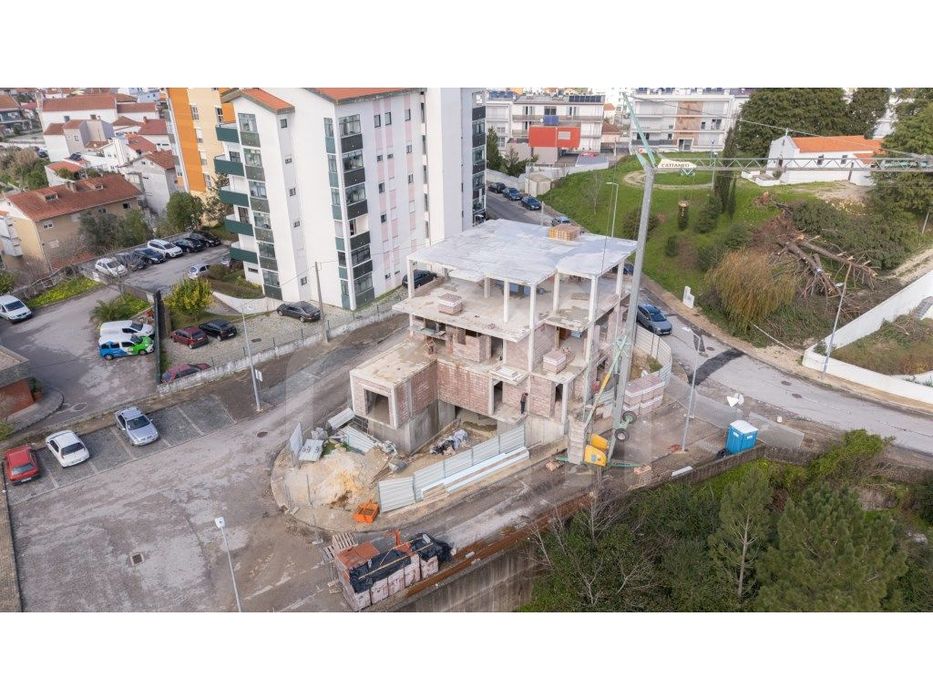 Apartamento T1| NOVO | Pedrulha | Com jardim privado