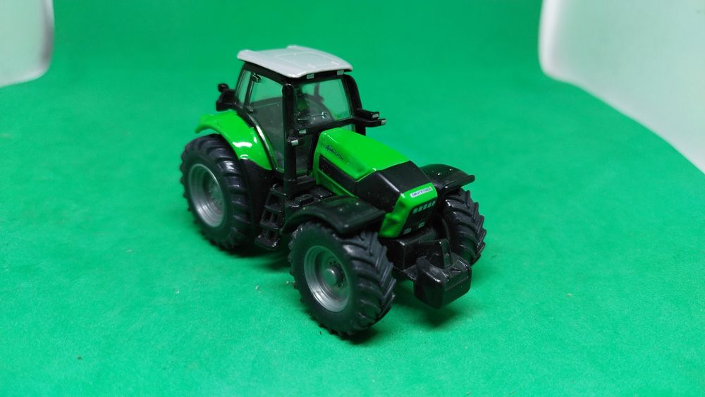 Zestaw przyczep Joskin oraz traktor Deutz Fahr 1 87