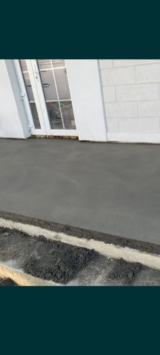 Стяжка пола полистиролбетон,штукатурка стен,монтаж кровли,плитки,санте