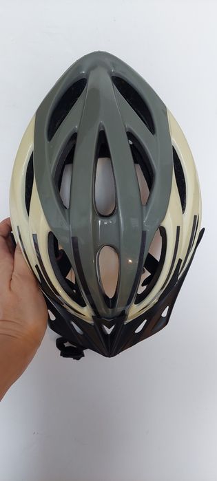 Kask rowerowy Kross z odblaskami