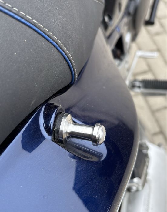 Tulejki mocowanie ogona Suzuki GSF1200 Bandit M8