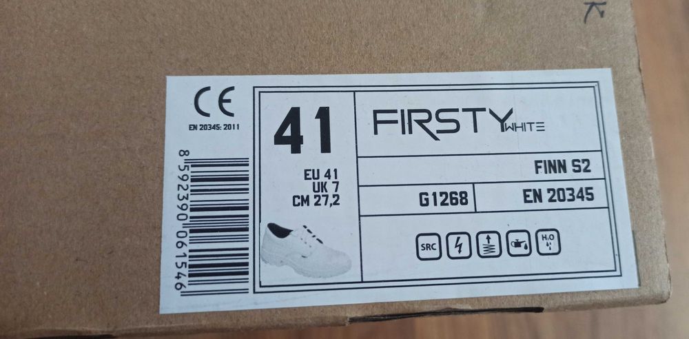 Buty robocze laboratoryjne roz. 41 jak nowe