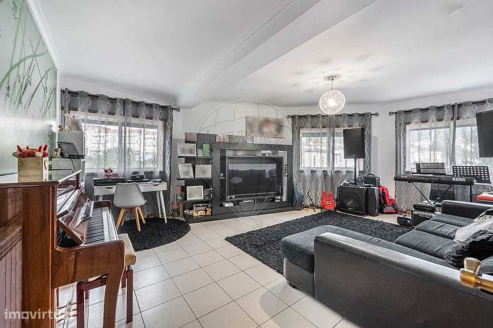 Arrendo quartos mensalmente