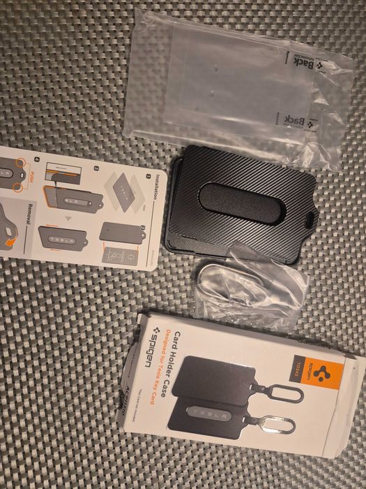 Spigen чохол для ключ-карти Tesla Model 3 Y S X з карабіном