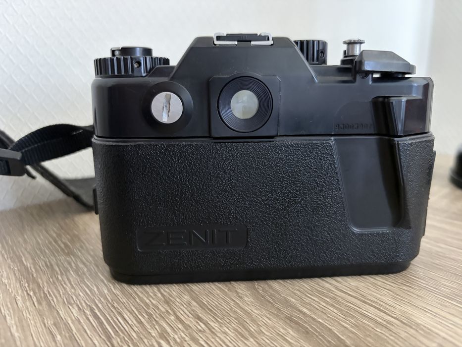Фотоапарат Zenit 122, Helios 44m-6 зенит 122