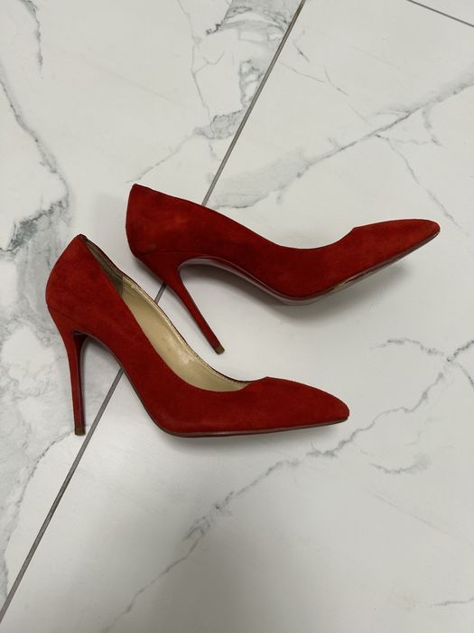 Туфлі на каблуку